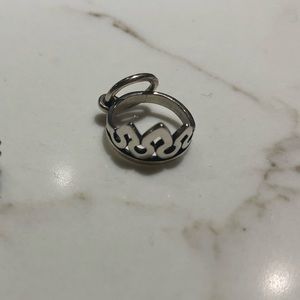 Authentic James Avery silver crown charm.